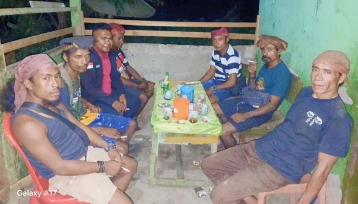 BANJIR KALI WAETINA RUSAK 10 RUMAH DI DUSUN HUMREI, WARGA MOHON BANTUAN GUBERNUR MALUKU